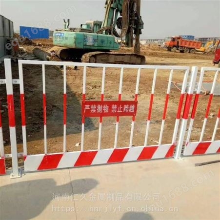 郑州坑基护栏规格标准，工地基坑护栏网临边防护栅栏