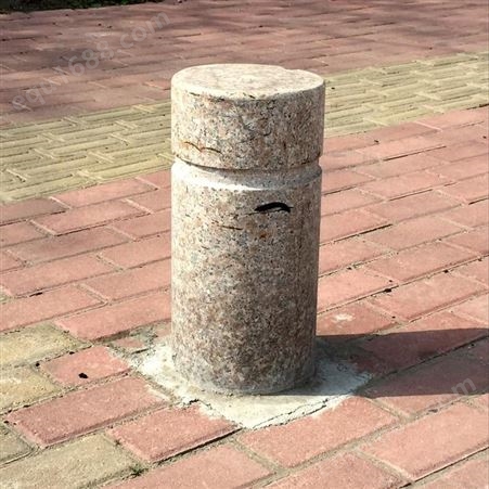 现货石柱 街道拦车圆柱 挡车柱尚泽石材常年出售