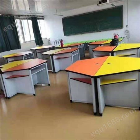 智学校园 东营彩色电脑桌 批发电脑桌价格 欢迎咨询