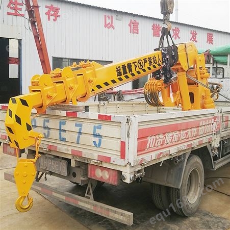 单臂式2吨3吨吊机价格 柴油货车定制起重吊运机厂家