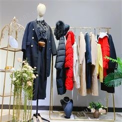 拉夏贝尔20冬双面大衣女装批发市场进货渠道 库存品牌女装歌莉娅