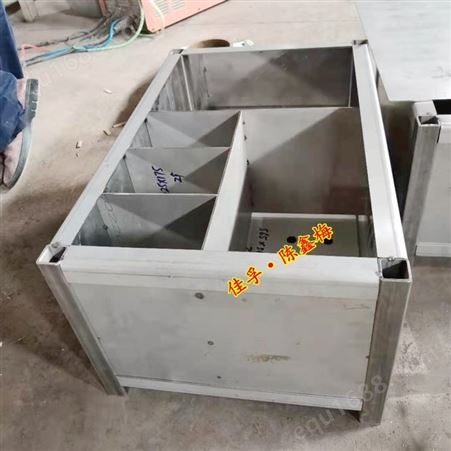 316L不锈钢贮存箱焊接带隔板