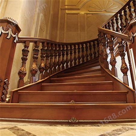 纯木雕花楼梯 别墅木质楼梯